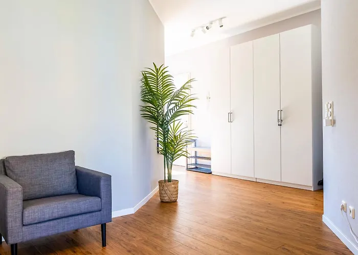 70 Qm Wohlfuehlperle - Ruhig Und Trotzdem Schnell Im Zentrum - Grosser Balkon